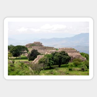 Site archéologique de Monte Alban, Oaxaca Mexique Sticker